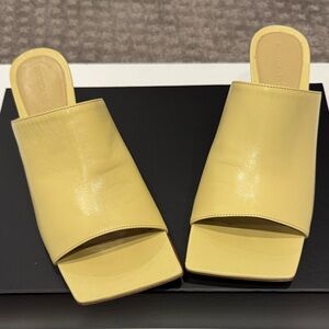 Bottega Veneta Yellow Leather Mules